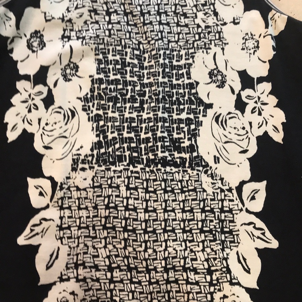 Max Studio Dress - Picture 2 of 4